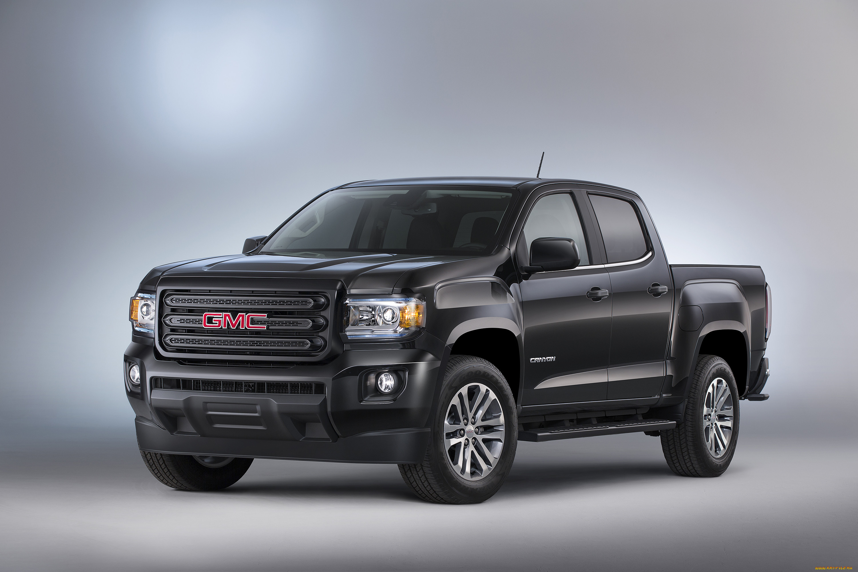 Gm авто. GMC Canyon 2015. GM GMC 2015. Пикап GMC 2016. GMC Canyon Extended Cab 2015.